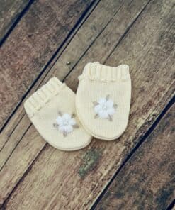 Luva Luxo Bordada Amarela